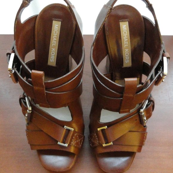 MICHAEL KORS MK16141 PLATFORM SANDAL PEEP TOE HEELS SIZE 39 (US 9M) MSRP $995 - Picture 3 of 13